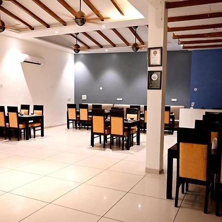 Hotel Badrika Inn Rewa Extérieur photo