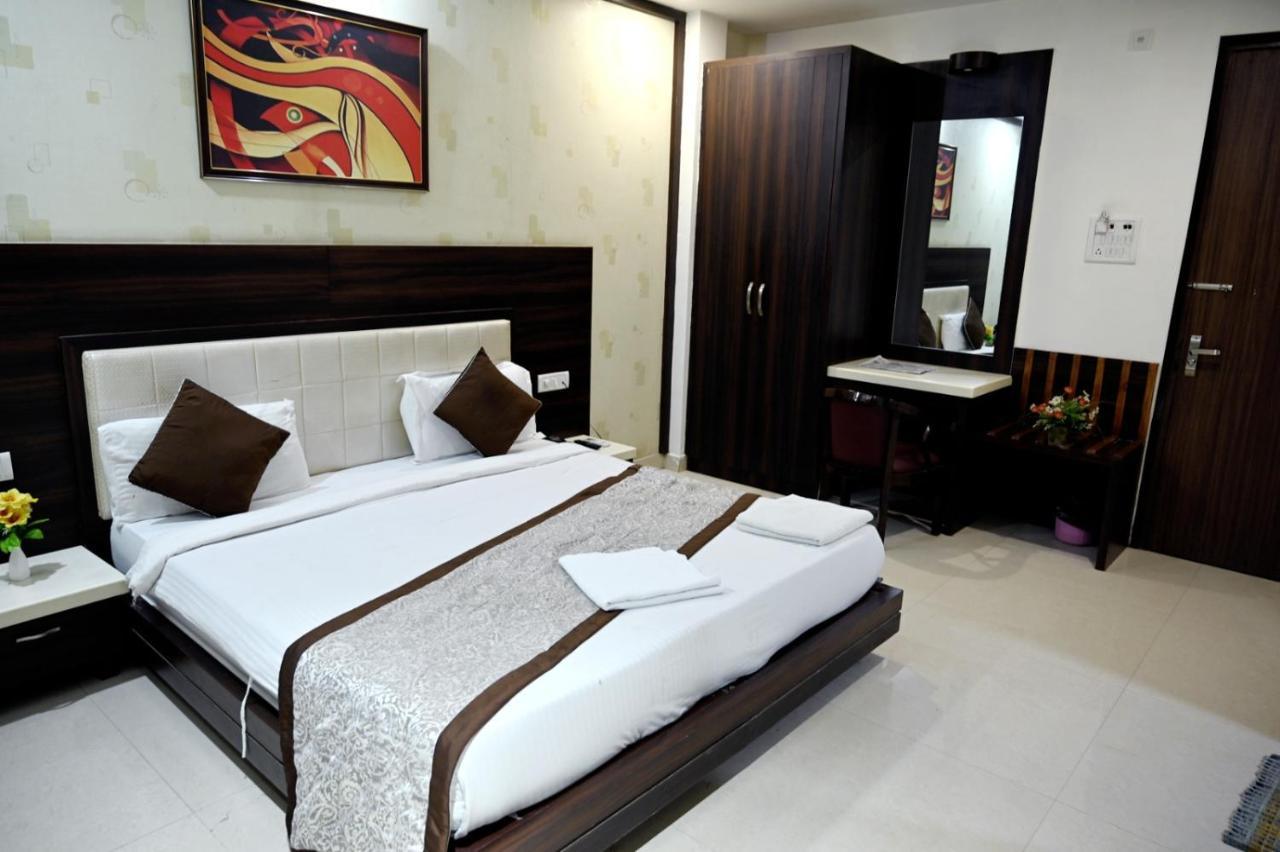 Hotel Badrika Inn Rewa Extérieur photo